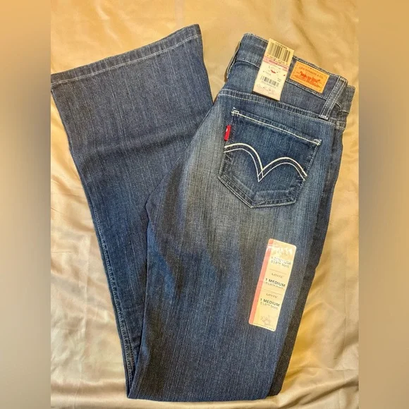 Levi's 518 Blue Boot Cut Jeans Low Rise 1 Medium Juniors/Women - Picture 5 of 12